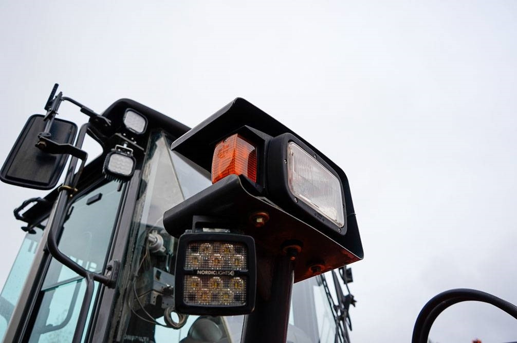 اللودر بعجل Hitachi ZW150 PITKÄT AISAT, VAAKA: صور 22