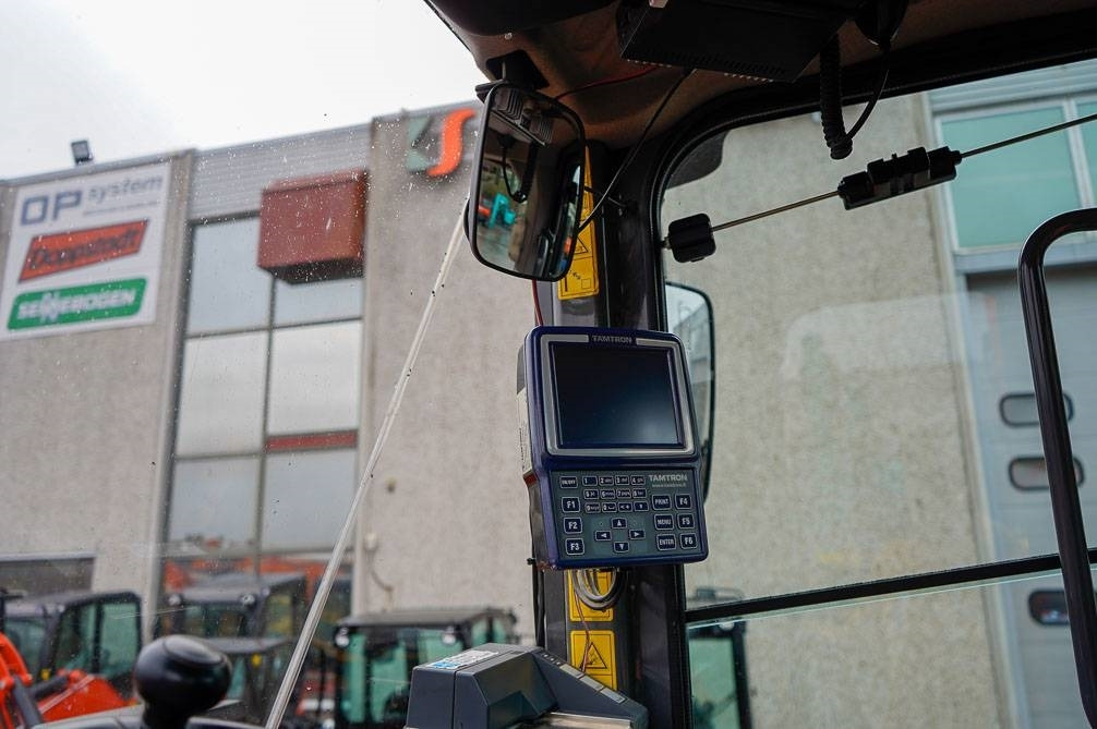 اللودر بعجل Hitachi ZW150 PITKÄT AISAT, VAAKA: صور 27