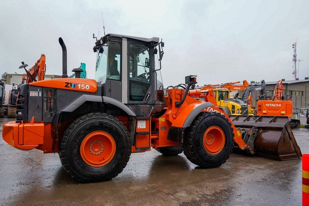 اللودر بعجل Hitachi ZW150 PITKÄT AISAT, VAAKA: صور 7