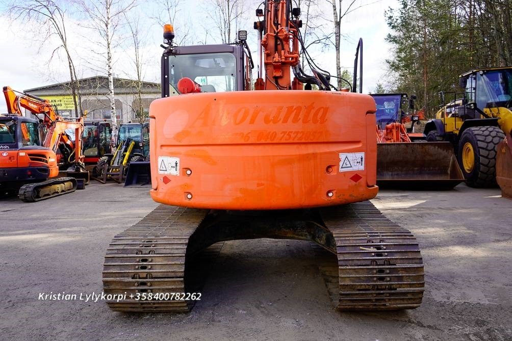 Hitachi ZX135US VÄHÄN AJETTU - حفارات زحافة: صور 5 Hitachi ZX135US VÄHÄN AJETTU - حفارات زحافة: صور 5