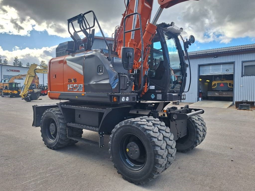 حفارة على عجلات Hitachi ZX155W-7 -STAGE 5- VÄHÄN AJETTU: صور 7 حفارة على عجلات Hitachi ZX155W-7 -STAGE 5- VÄHÄN AJETTU: صور 7