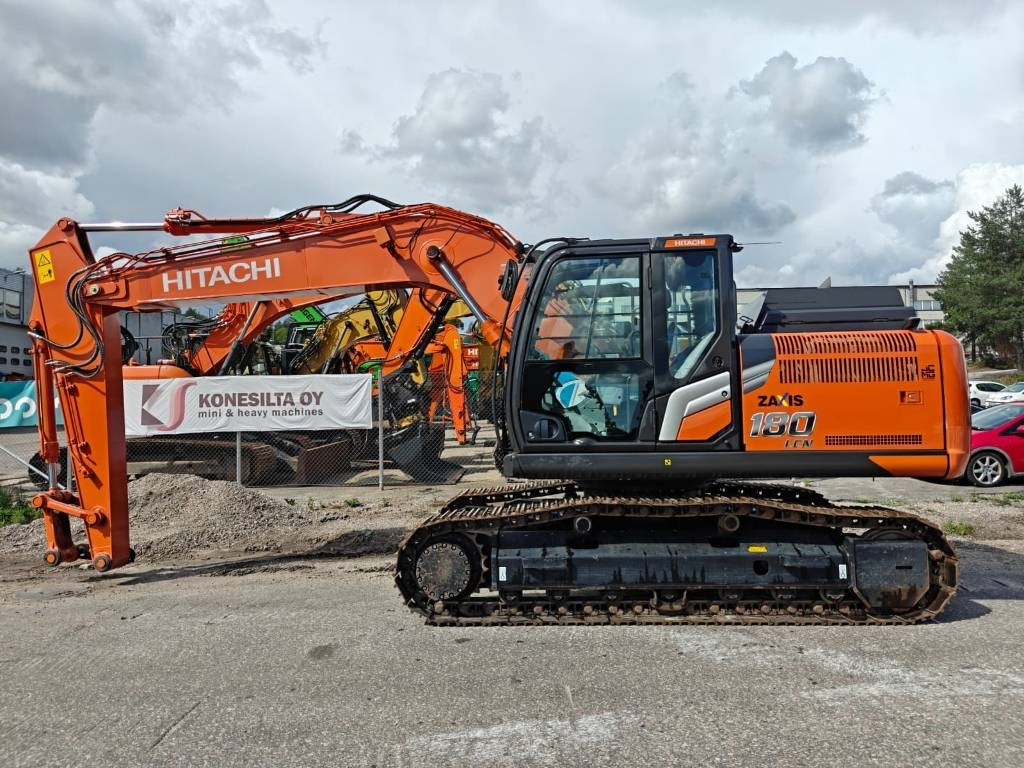 Hitachi ZX180LCN-7 - حفارات زحافة: صور 2 Hitachi ZX180LCN-7 - حفارات زحافة: صور 2