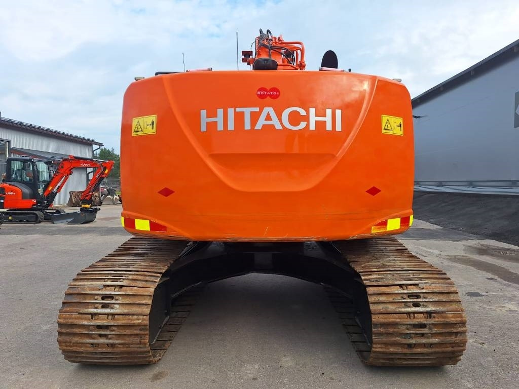 Hitachi ZX225USLC-5 PYÖRITTÄJÄLLÄ  - حفارات زحافة: صور 3 Hitachi ZX225USLC-5 PYÖRITTÄJÄLLÄ  - حفارات زحافة: صور 3