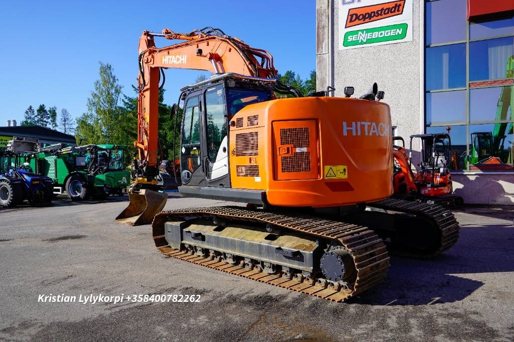 Hitachi ZX225USLC-6 Huippuvarusteet! - حفارات زحافة: صور 3 Hitachi ZX225USLC-6 Huippuvarusteet! - حفارات زحافة: صور 3