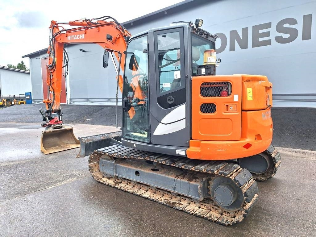 Hitachi ZX85USB-5 PYÖRITTÄJÄLLÄ  - حفارة مصغرة: صور 2 Hitachi ZX85USB-5 PYÖRITTÄJÄLLÄ  - حفارة مصغرة: صور 2