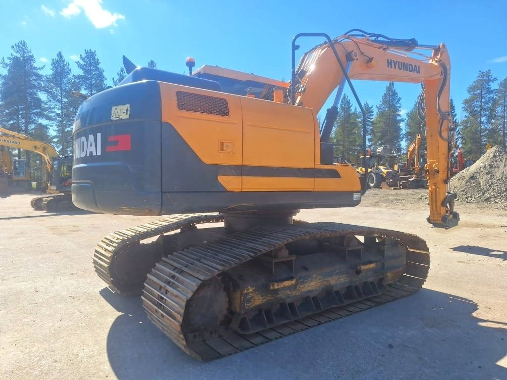 Hyundai HX140HW METSÄMALLI - حفارات زحافة: صور 4 Hyundai HX140HW METSÄMALLI - حفارات زحافة: صور 4