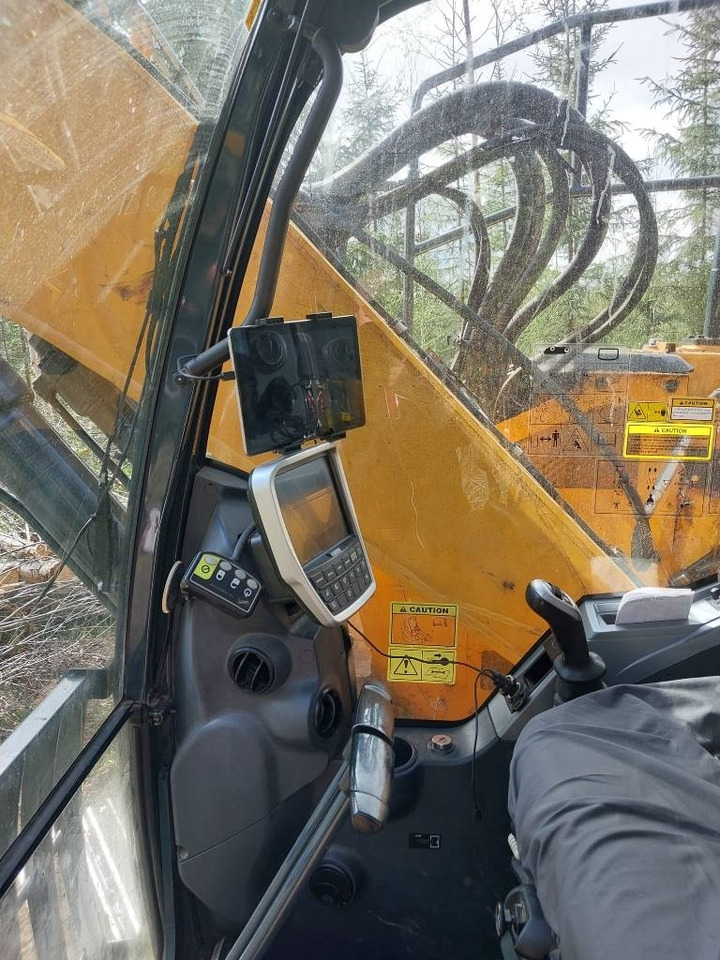 Hyundai HX145LCR 900MM TELAT SUOALUSTA - حفارات زحافة: صور 4 Hyundai HX145LCR 900MM TELAT SUOALUSTA - حفارات زحافة: صور 4