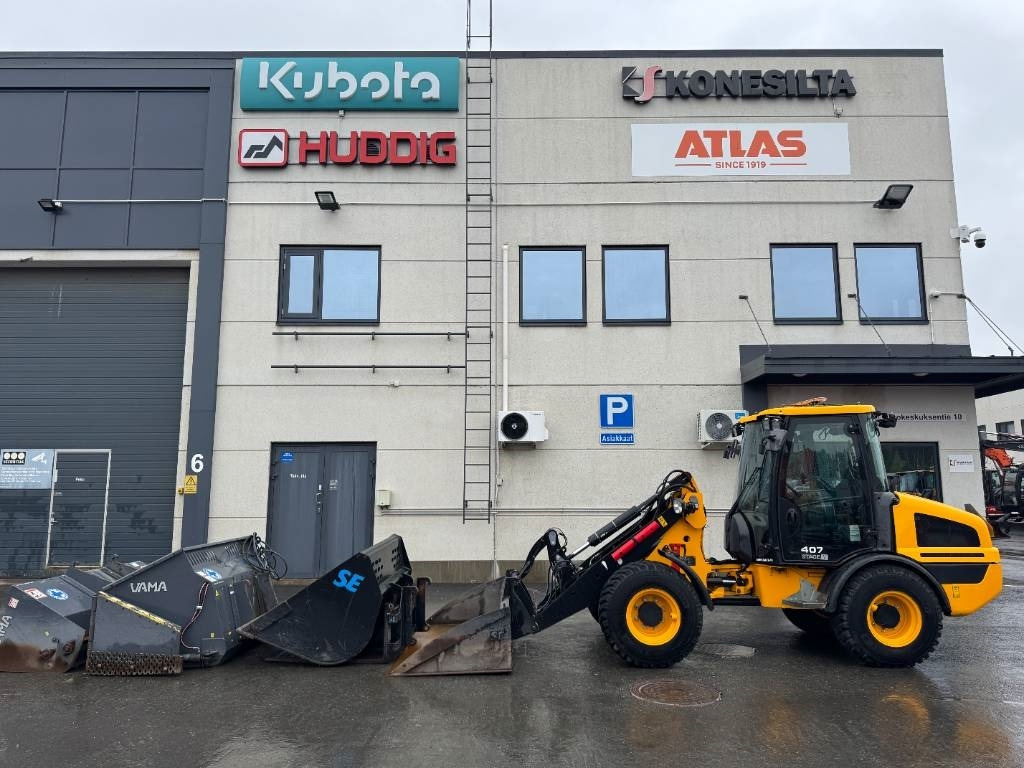 JCB 407 SV RUNSAASTI LISÄVARUSTEITA - اللودر بعجل: صور 1 JCB 407 SV RUNSAASTI LISÄVARUSTEITA - اللودر بعجل: صور 1
