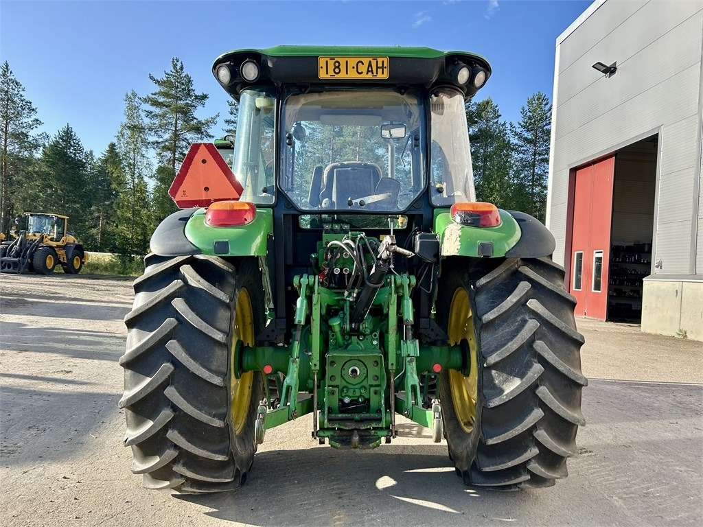 John Deere MYYTY!!SOLD!! 5100M ETUKUORMAAJALLA - جرار: صور 4 John Deere MYYTY!!SOLD!! 5100M ETUKUORMAAJALLA - جرار: صور 4