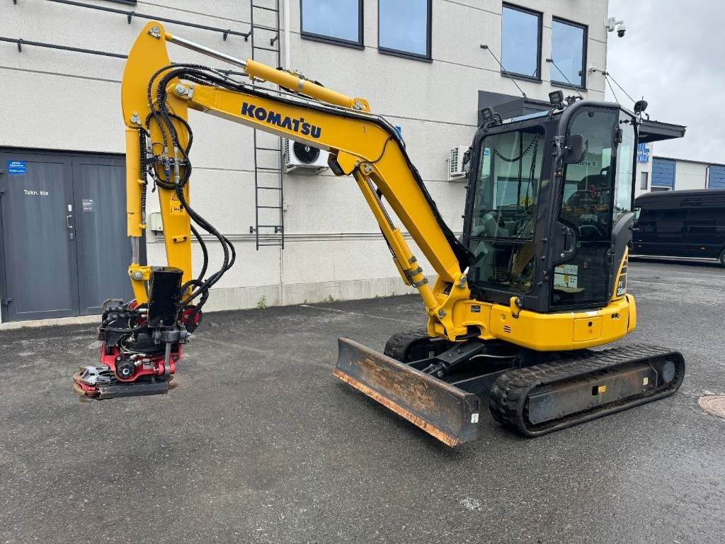 Komatsu PC 35 MR-5 - حفارة مصغرة: صور 2 Komatsu PC 35 MR-5 - حفارة مصغرة: صور 2