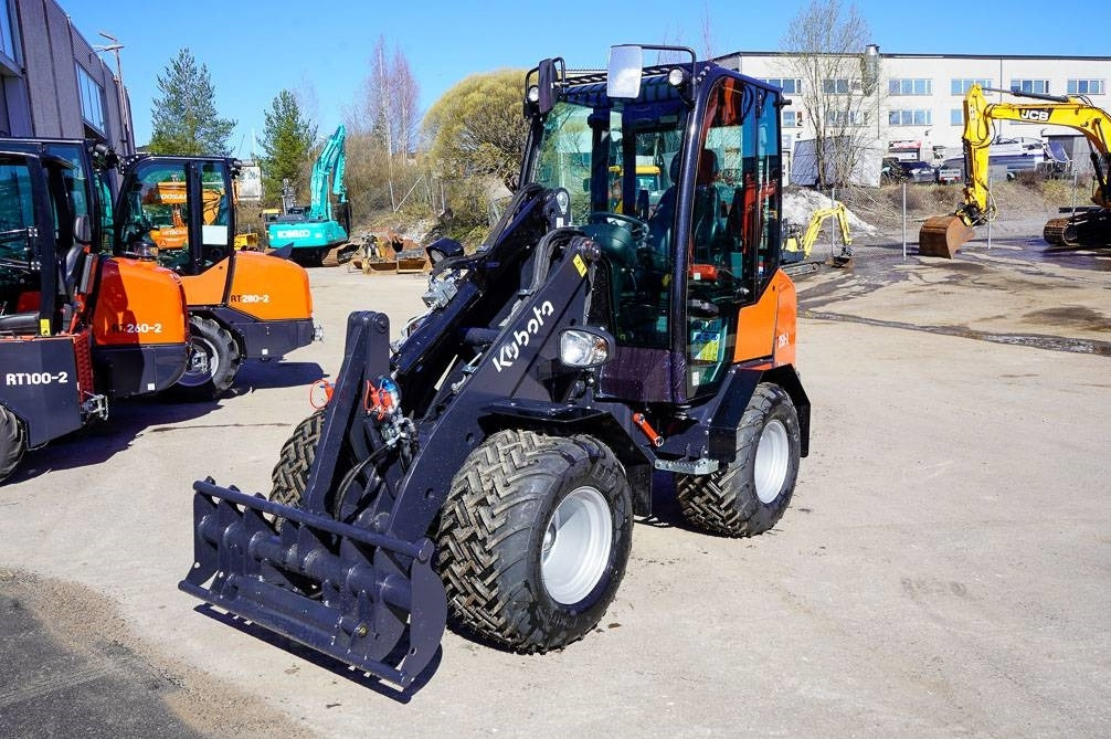 Kubota RT250-2 UUSI KONE! - لودر مفصلي صغير: صور 2 Kubota RT250-2 UUSI KONE! - لودر مفصلي صغير: صور 2