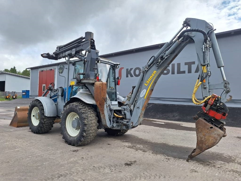 Lännen 8600G NOSTIN, HENKILÖKORI, PYÖRITTÄJÄ YM.  - حفار متعدد الاستخدام: صور 2 Lännen 8600G NOSTIN, HENKILÖKORI, PYÖRITTÄJÄ YM.  - حفار متعدد الاستخدام: صور 2