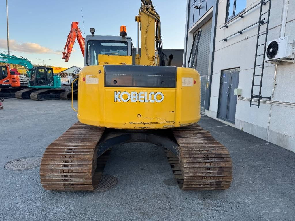 New Holland E 135 SR LC - حفارات زحافة: صور 4 New Holland E 135 SR LC - حفارات زحافة: صور 4