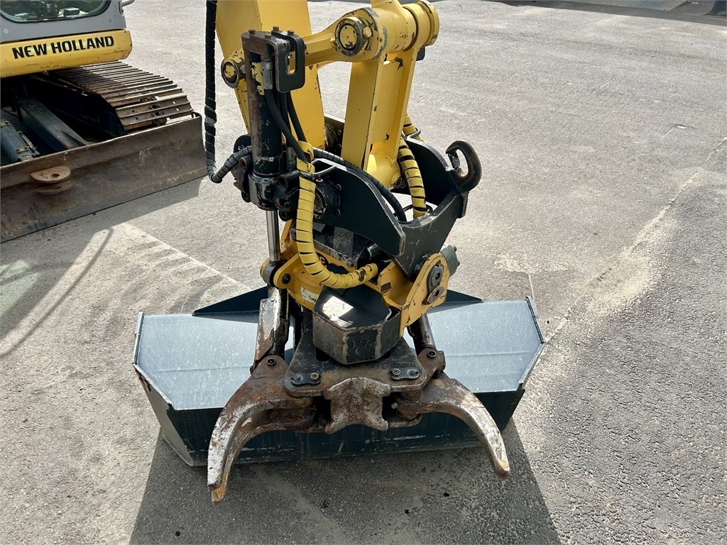 حفارة مصغرة New Holland E 70BSR 2D MITTALAITTEET: صور 9