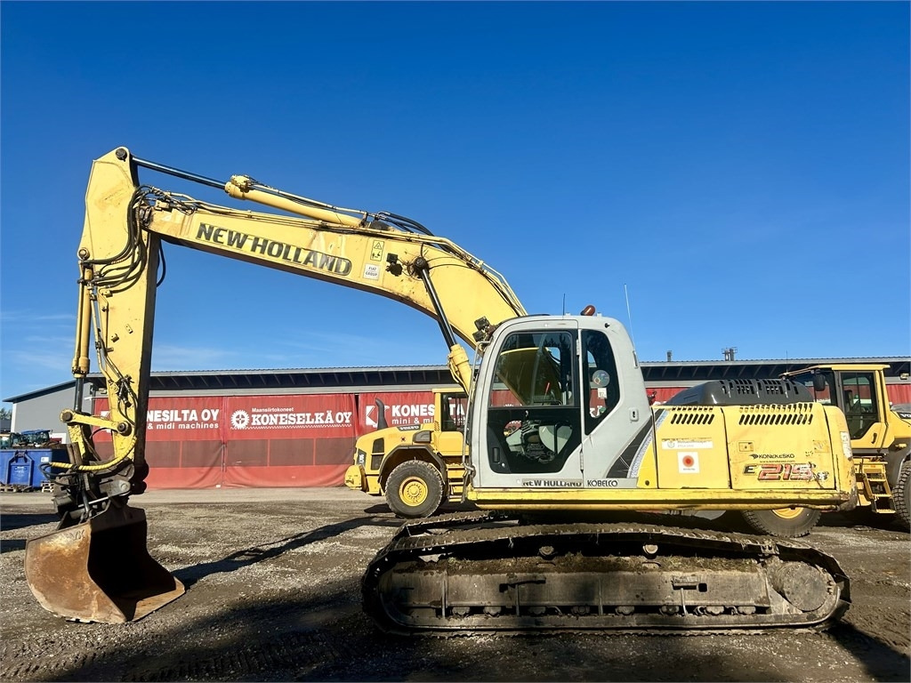 New Holland MYYTY! SOLD! E215B KAUHALLA - حفارات زحافة: صور 1 New Holland MYYTY! SOLD! E215B KAUHALLA - حفارات زحافة: صور 1
