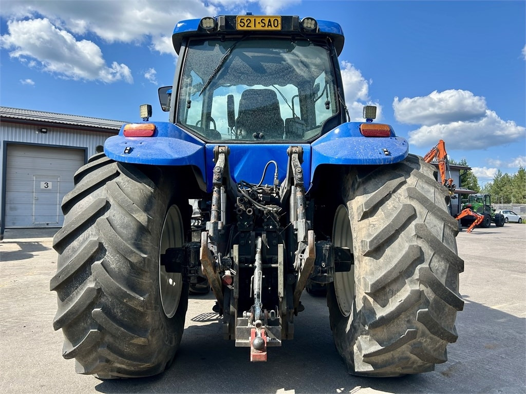 New Holland TG285 - جرار: صور 5 New Holland TG285 - جرار: صور 5