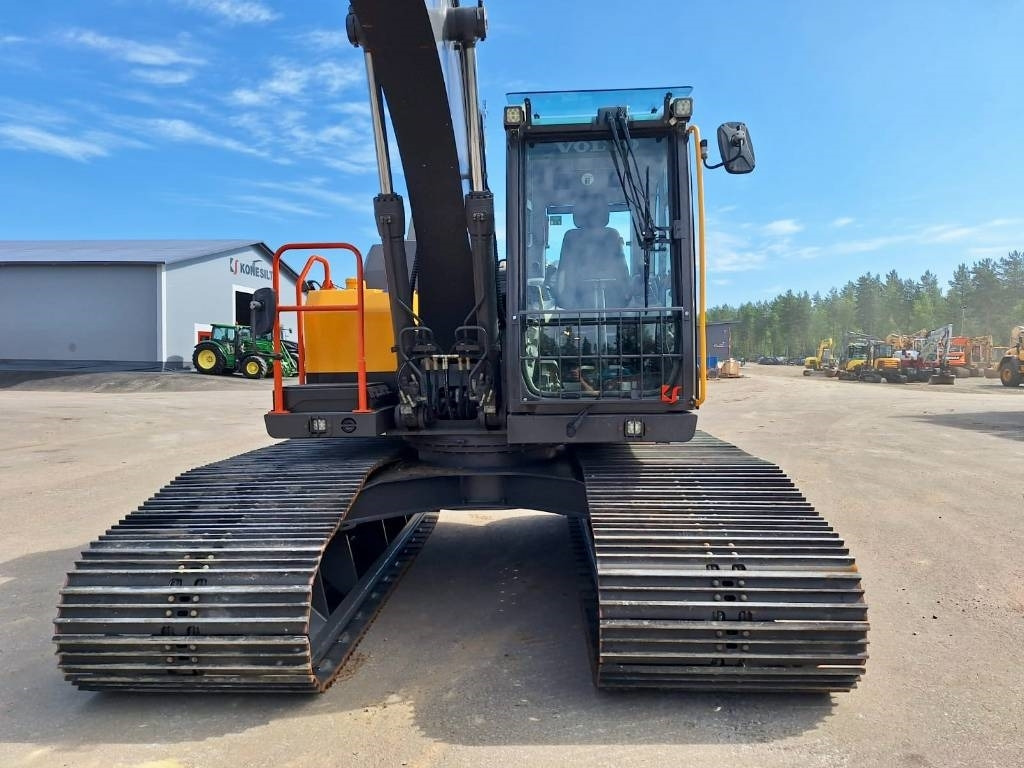 Volvo EC140ELM - حفارات زحافة: صور 3 Volvo EC140ELM - حفارات زحافة: صور 3