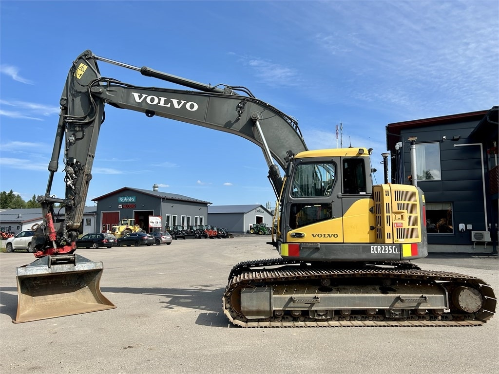 Volvo ECR235CL PYÖRITTÄJÄ, 3D-LAITTEET - حفارات زحافة: صور 1 Volvo ECR235CL PYÖRITTÄJÄ, 3D-LAITTEET - حفارات زحافة: صور 1