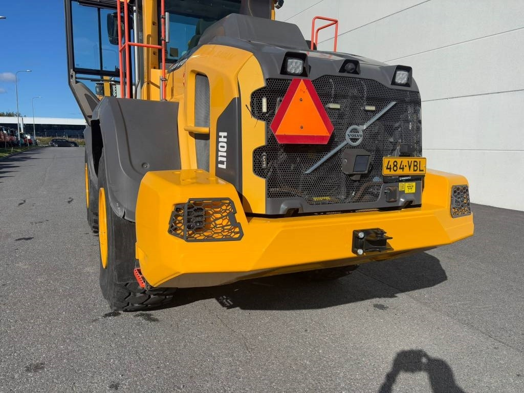 Volvo L 110 H  - اللودر بعجل: صور 5 Volvo L 110 H  - اللودر بعجل: صور 5