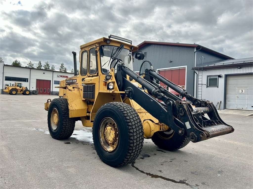 اللودر بعجل Volvo L 70: صور 6
