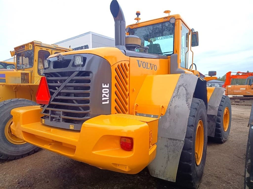 Volvo L120E RASVARILLA  - اللودر بعجل: صور 3 Volvo L120E RASVARILLA  - اللودر بعجل: صور 3