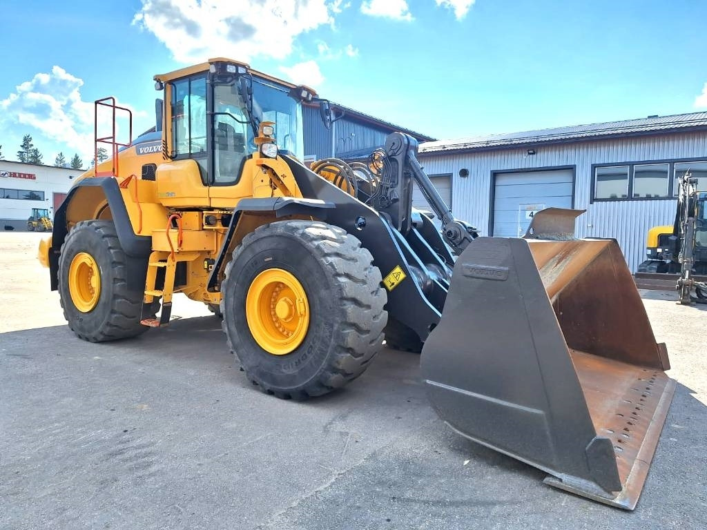 اللودر بعجل Volvo L150H VAAKA, KAUHA YM.: صور 6