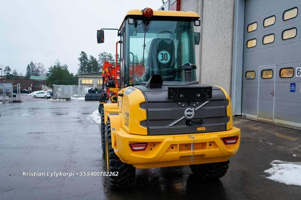 Volvo L30HS UUSI AJAMATON - اللودر بعجل: صور 3 Volvo L30HS UUSI AJAMATON - اللودر بعجل: صور 3