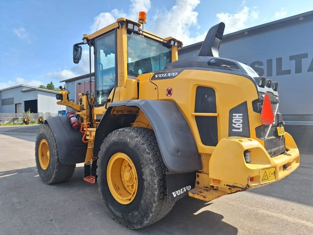 Volvo L60H VÄHÄN AJETTU - اللودر بعجل: صور 2 Volvo L60H VÄHÄN AJETTU - اللودر بعجل: صور 2