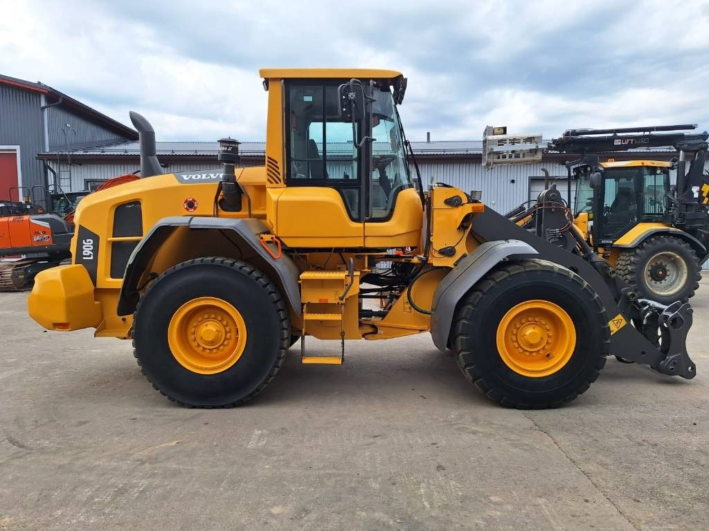 Volvo L90G RASVARI, YM. - اللودر بعجل: صور 5 Volvo L90G RASVARI, YM. - اللودر بعجل: صور 5