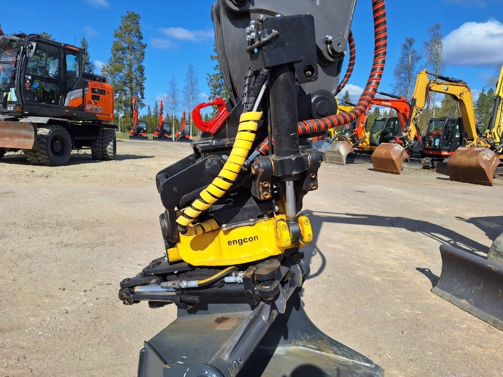 حفارة مصغرة Volvo MYYTY! SOLD! ECR48C PYÖRITTÄJÄ PIHDEILLÄ: صور 10
