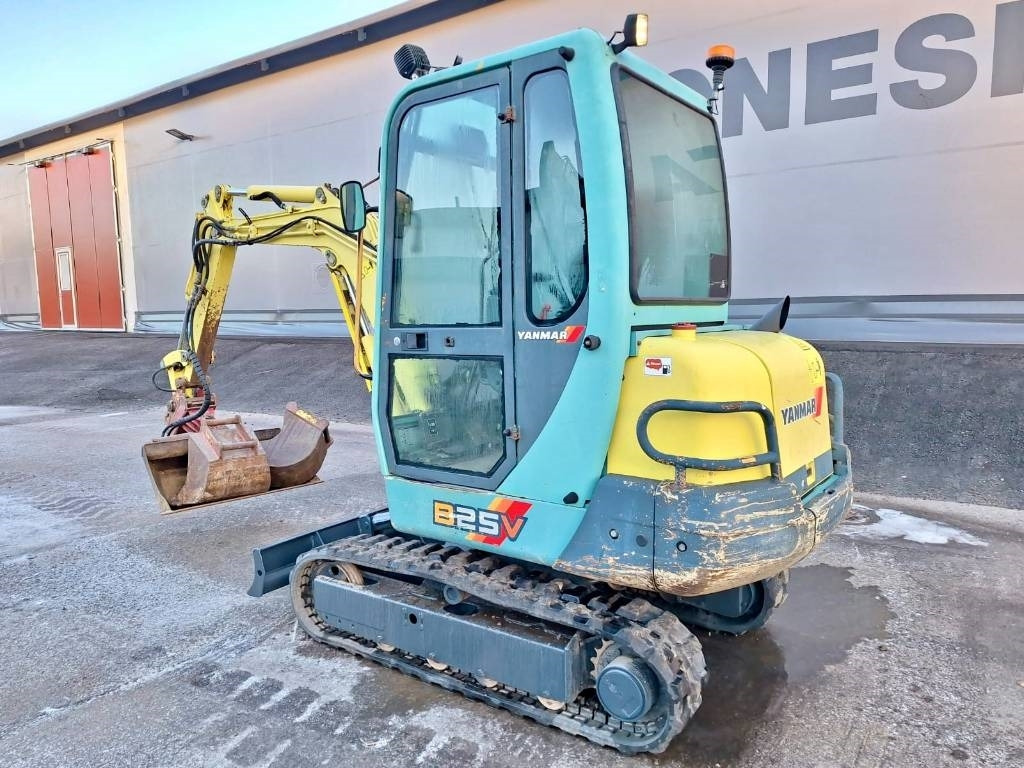 Yanmar B25V 3-KAUHAA - حفارة مصغرة: صور 2 Yanmar B25V 3-KAUHAA - حفارة مصغرة: صور 2
