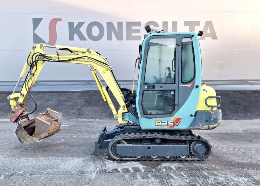Yanmar B25V 3-KAUHAA - حفارة مصغرة: صور 1 Yanmar B25V 3-KAUHAA - حفارة مصغرة: صور 1