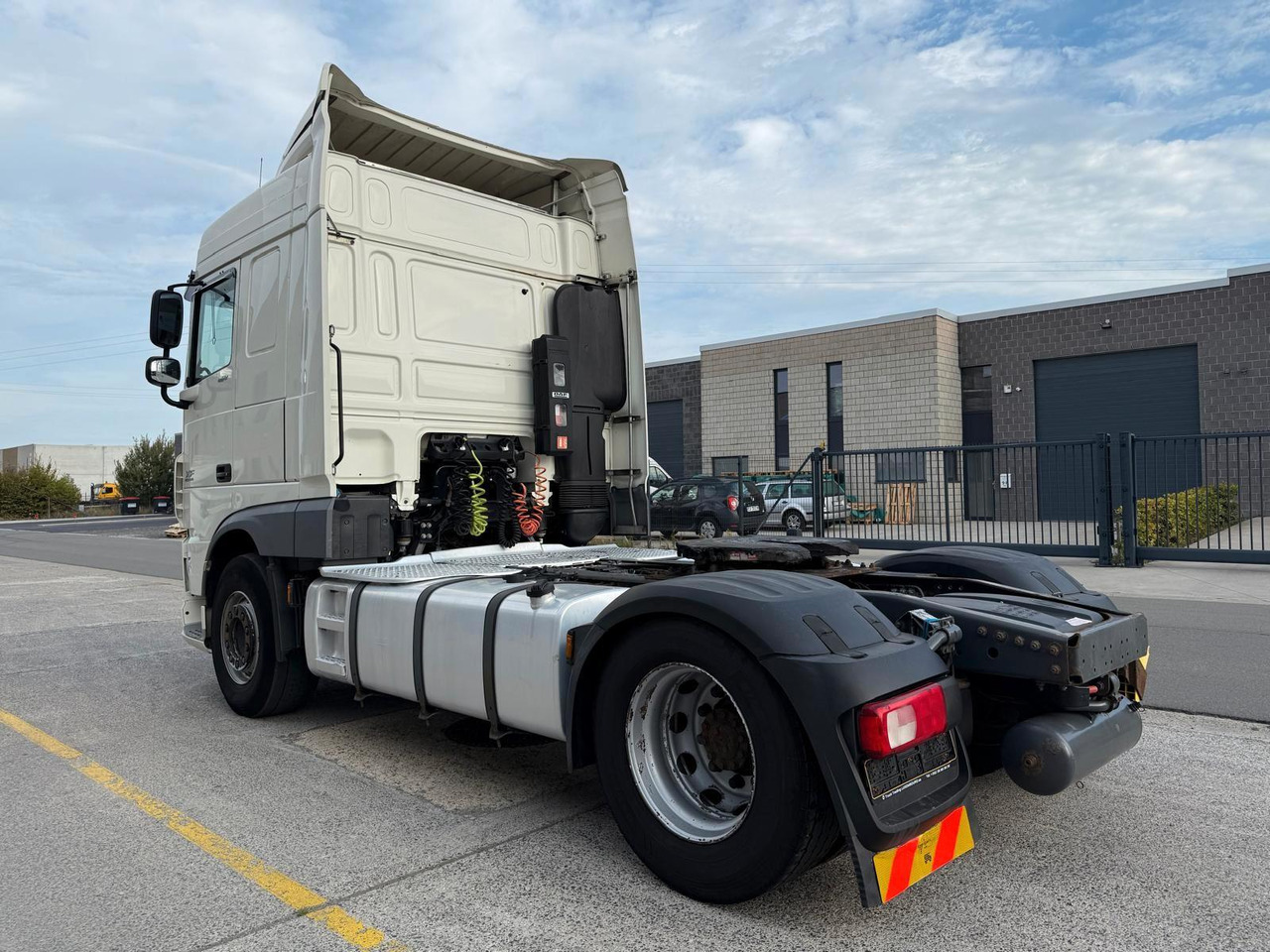 DAF XF460FT. 2 x Tank. Klima. EU6. - شاحنة جرار: صور 3 DAF XF460FT. 2 x Tank. Klima. EU6. - شاحنة جرار: صور 3