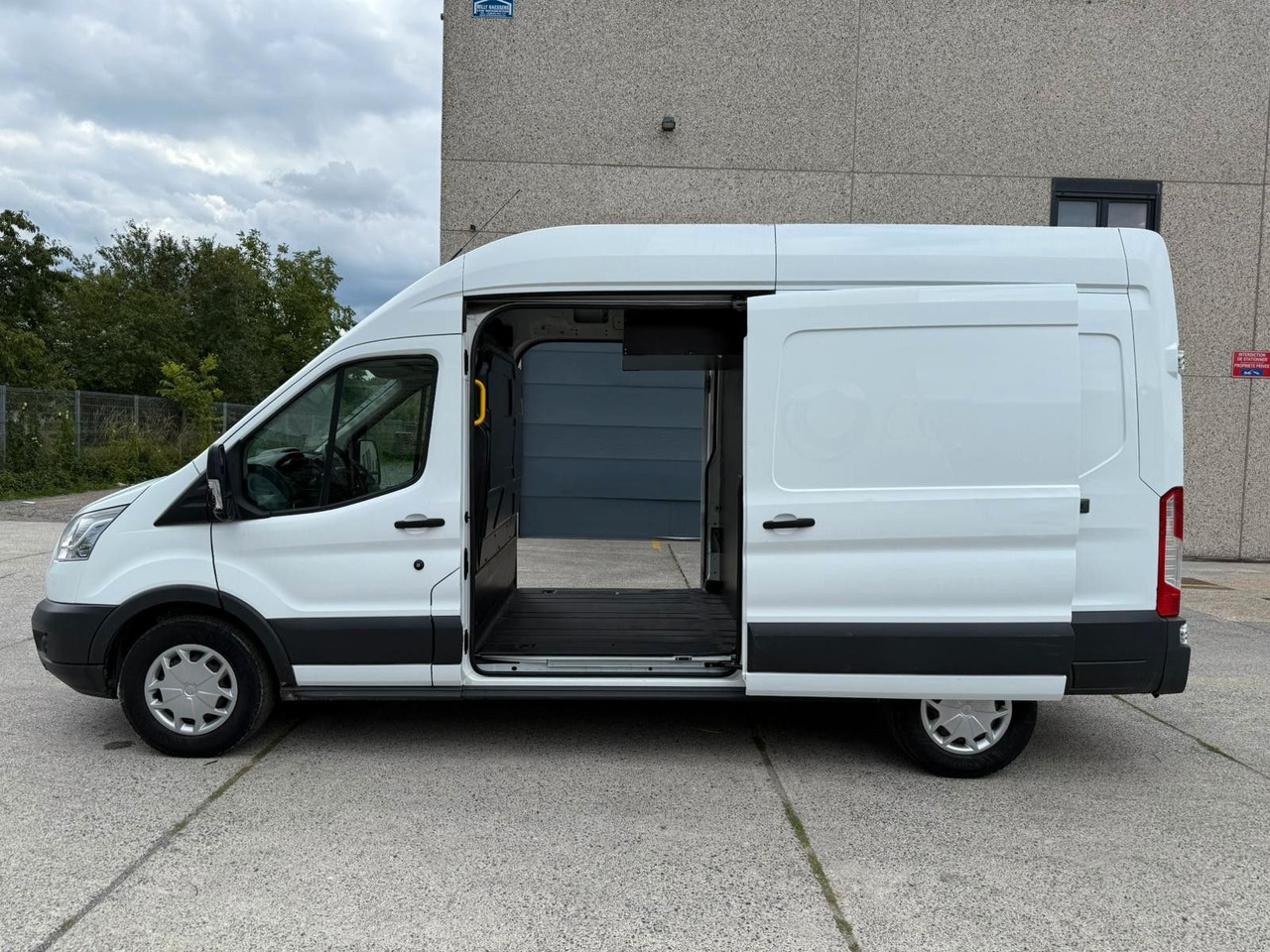 Ford Transit. Klima. Tempomat. - فان: صور 1 Ford Transit. Klima. Tempomat. - فان: صور 1