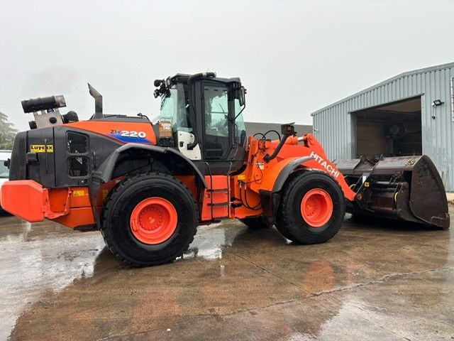 Hitachi ZW220-6. Hochkippschaufel. Wage. - اللودر بعجل: صور 1 Hitachi ZW220-6. Hochkippschaufel. Wage. - اللودر بعجل: صور 1