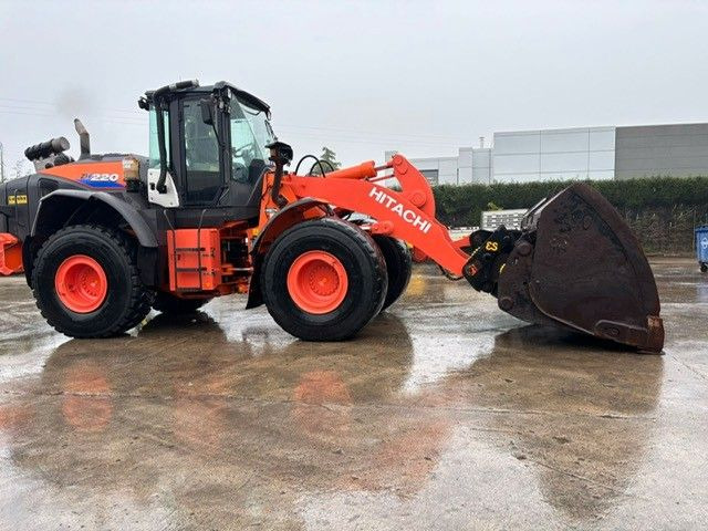 Hitachi ZW220-6. Hochkippschaufel. Wage. - اللودر بعجل: صور 3 Hitachi ZW220-6. Hochkippschaufel. Wage. - اللودر بعجل: صور 3