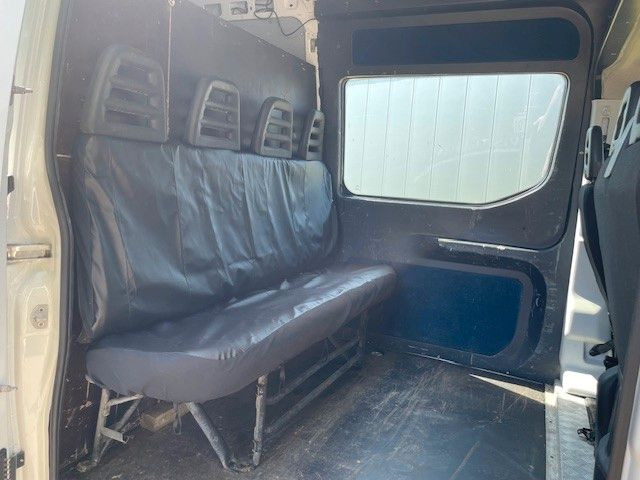 Iveco Daily 35C14. Doka. Maxi. - فان, الشاحنات الصغيرة كابينة مزدوجة: صور 4 Iveco Daily 35C14. Doka. Maxi. - فان, الشاحنات الصغيرة كابينة مزدوجة: صور 4