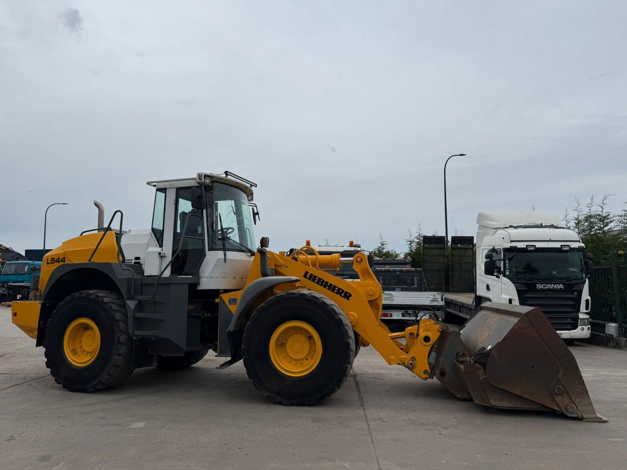 Liebherr L544. Hochkippschauffel. - اللودر بعجل: صور 4 Liebherr L544. Hochkippschauffel. - اللودر بعجل: صور 4