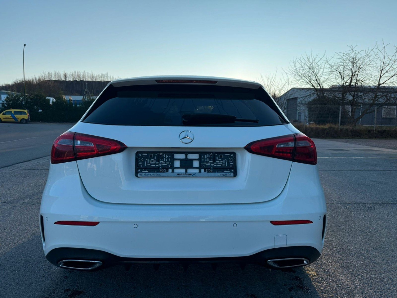 Mercedes-Benz A 180d. AMG Night Pack. Alcantara. Kamera. - سيارة ستيشن: صور 4 Mercedes-Benz A 180d. AMG Night Pack. Alcantara. Kamera. - سيارة ستيشن: صور 4