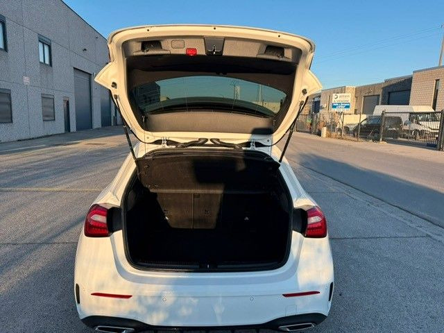 Mercedes-Benz A 180d. AMG Night Pack. Alcantara. Kamera. - سيارة ستيشن: صور 5 Mercedes-Benz A 180d. AMG Night Pack. Alcantara. Kamera. - سيارة ستيشن: صور 5