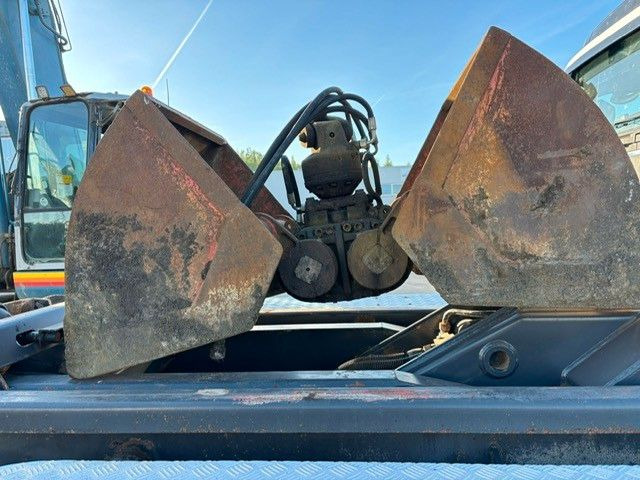 Renault Kerax 420dCi. 6X4. Hiab 144. Klima. - شاحنة كرين: صور 5 Renault Kerax 420dCi. 6X4. Hiab 144. Klima. - شاحنة كرين: صور 5