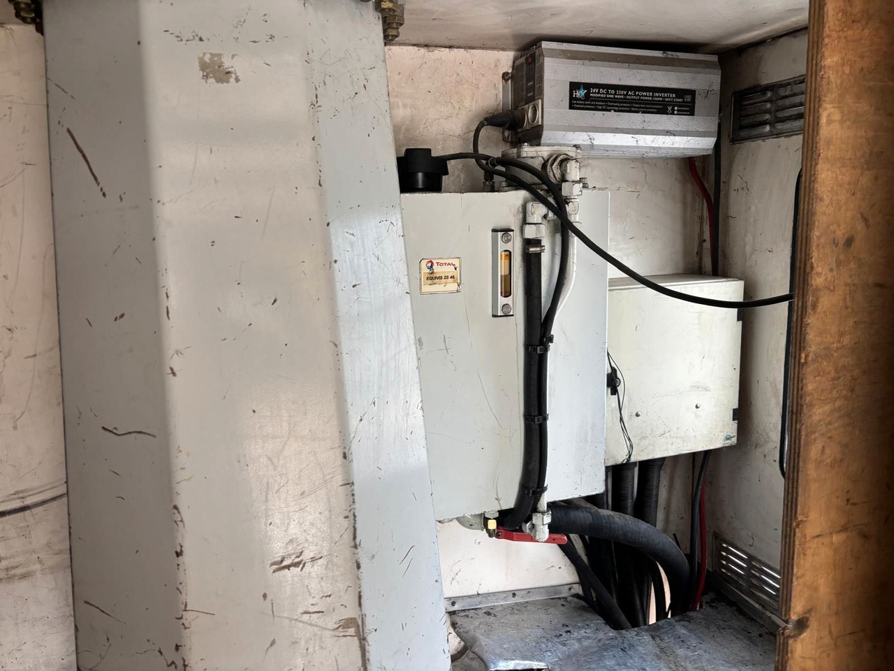 Renault Midlum 220dCi. Hubarbeitsbühne 16m. - مصاعد الازدهار محمولة على شاحنة: صور 5 Renault Midlum 220dCi. Hubarbeitsbühne 16m. - مصاعد الازدهار محمولة على شاحنة: صور 5