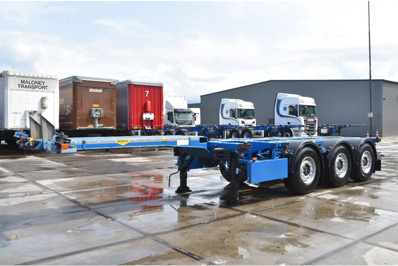 Broshuis MFCC - LIFT AXLE - SAF AXLES - DISC BRAKES - 2 x EXTENDABLE - EXCELLENT CONDITION - - شاحنات الحاويات/ جسم علوي قابل للتغيير نصف مقطورة: صور 5 Broshuis MFCC - LIFT AXLE - SAF AXLES - DISC BRAKES - 2 x EXTENDABLE - EXCELLENT CONDITION - - شاحنات الحاويات/ جسم علوي قابل للتغيير نصف مقطورة: صور 5