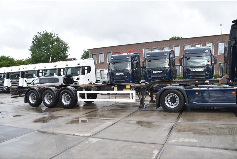 Krone SDC 27 - BPW AXLES - DRUM BRAKES - - شاحنات الحاويات/ جسم علوي قابل للتغيير نصف مقطورة: صور 1 Krone SDC 27 - BPW AXLES - DRUM BRAKES - - شاحنات الحاويات/ جسم علوي قابل للتغيير نصف مقطورة: صور 1