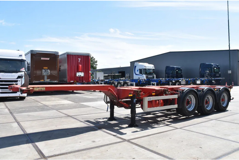 Nooteboom containerchassis - LIFT AXLE - DISC BRAKES - BPW AXLES - 2 x EXTENDABLE - - شاحنات الحاويات/ جسم علوي قابل للتغيير نصف مقطورة: صور 5 Nooteboom containerchassis - LIFT AXLE - DISC BRAKES - BPW AXLES - 2 x EXTENDABLE - - شاحنات الحاويات/ جسم علوي قابل للتغيير نصف مقطورة: صور 5