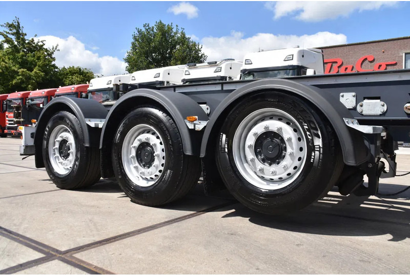 Renders HASTRAILER FCC - ALL CONNECTIONS - LIFT AXLE - 2 x EXTENDABLE - SAF AXLES - DISC BRAKES - EXCELLENT CONDITION - - شاحنات الحاويات/ جسم علوي قابل للتغيير نصف مقطورة: صور 2 Renders HASTRAILER FCC - ALL CONNECTIONS - LIFT AXLE - 2 x EXTENDABLE - SAF AXLES - DISC BRAKES - EXCELLENT CONDITION - - شاحنات الحاويات/ جسم علوي قابل للتغيير نصف مقطورة: صور 2