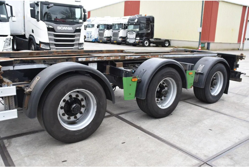 Renders ROC 16.27 CC - X STEERING - BPW AXLES - DISC BRAKES - - شاحنات الحاويات/ جسم علوي قابل للتغيير نصف مقطورة: صور 5 Renders ROC 16.27 CC - X STEERING - BPW AXLES - DISC BRAKES - - شاحنات الحاويات/ جسم علوي قابل للتغيير نصف مقطورة: صور 5