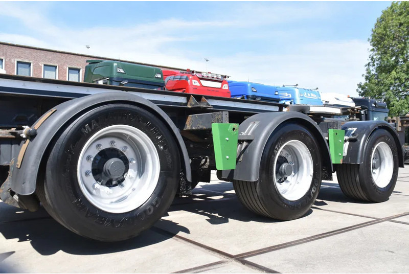 Renders ROC 16.30 - X-STEERING - LIFT AXLE - BPW AXLES - DISC BRAKES - EXTENDABLE - - شاحنات الحاويات/ جسم علوي قابل للتغيير نصف مقطورة: صور 3 Renders ROC 16.30 - X-STEERING - LIFT AXLE - BPW AXLES - DISC BRAKES - EXTENDABLE - - شاحنات الحاويات/ جسم علوي قابل للتغيير نصف مقطورة: صور 3
