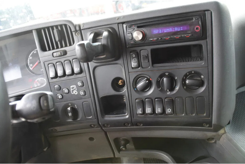 Scania G400 HL 4x2 - RETARDER - 952 TKM - AIRCO - HYDRAULIC SYSTEM - PTO - - شاحنة جرار: صور 5 Scania G400 HL 4x2 - RETARDER - 952 TKM - AIRCO - HYDRAULIC SYSTEM - PTO - - شاحنة جرار: صور 5