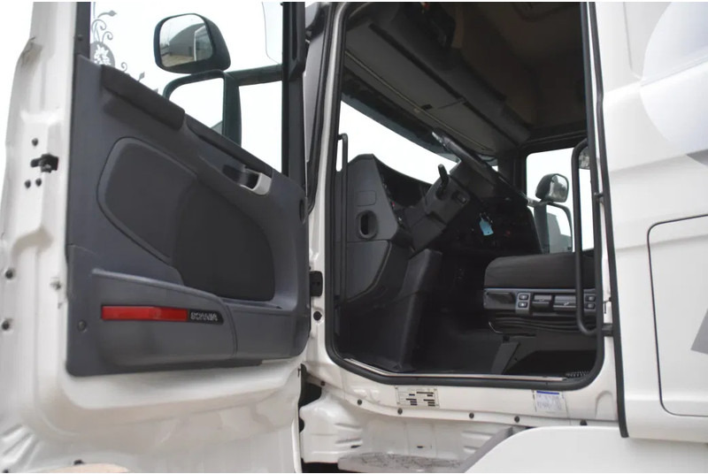 Scania R450 HL 4x2MNB - CROWN EDITION - ADR FL - SCR ONLY - RETARDER - FULL AIR - PTO - NAVI - 2 BEDS - XENON - - شاحنة جرار: صور 4 Scania R450 HL 4x2MNB - CROWN EDITION - ADR FL - SCR ONLY - RETARDER - FULL AIR - PTO - NAVI - 2 BEDS - XENON - - شاحنة جرار: صور 4